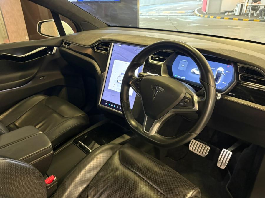 Model X P90D - Image 3